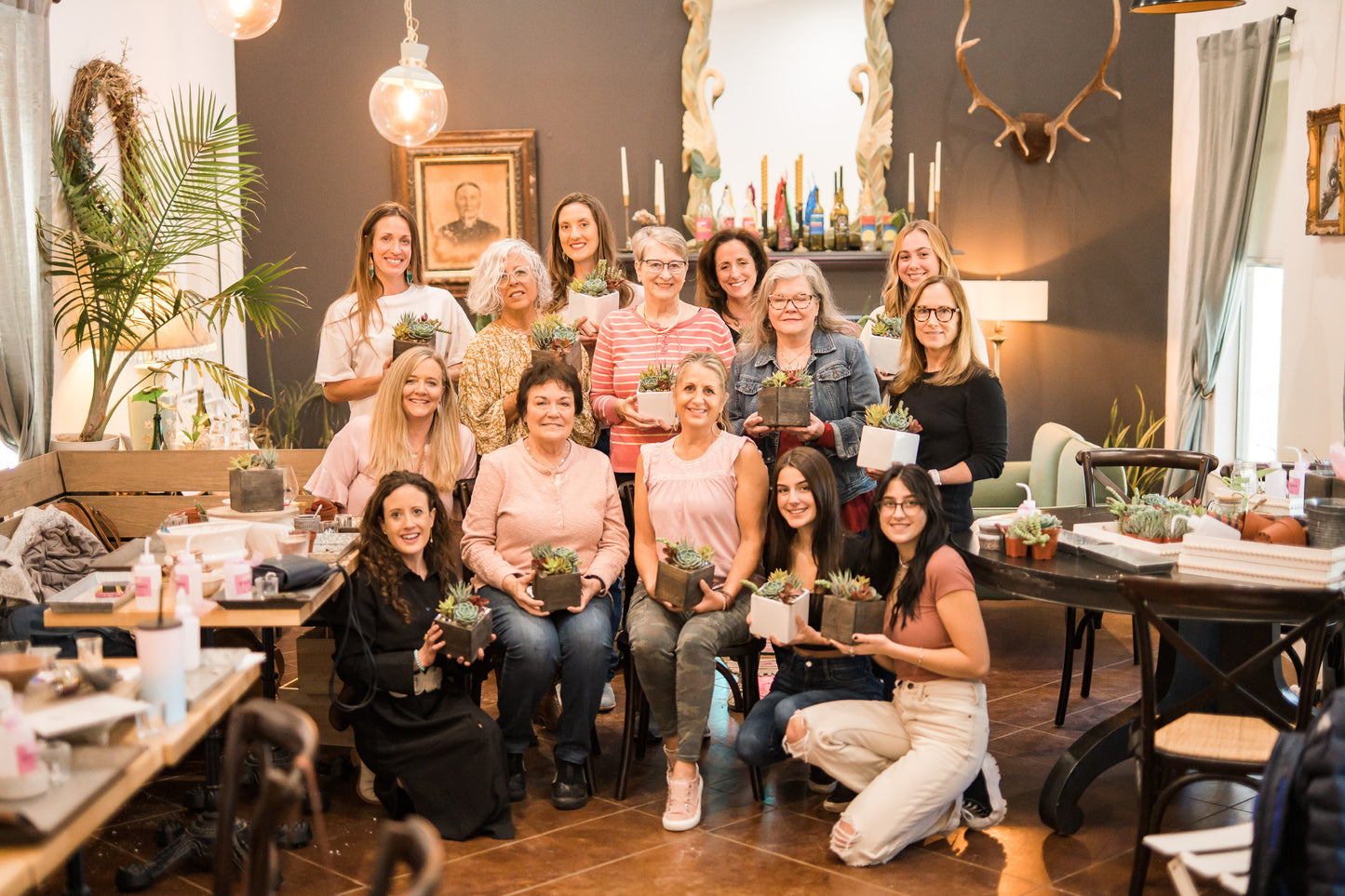 Vista Brewing | DIY Christmas Centerpiece Workshop